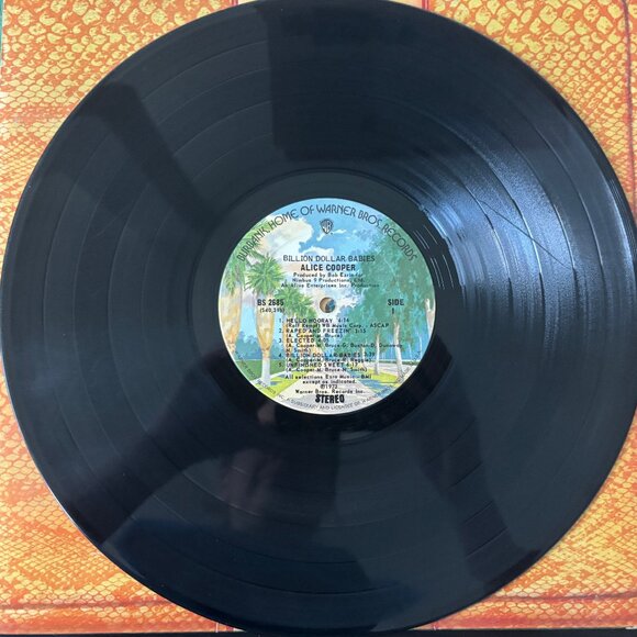 Alice Cooper Billion Doller Babies LP 1973 Gate Fold Vinyl With Insert - Picture 3 of 4